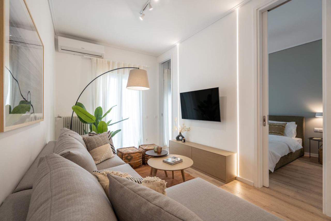 Unique 2 Bedrooms Apartment, Steps To Plaka And City Center 雅典 外观 照片