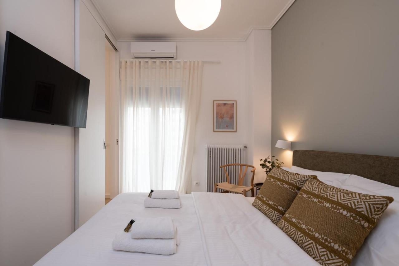 Unique 2 Bedrooms Apartment, Steps To Plaka And City Center 雅典 外观 照片