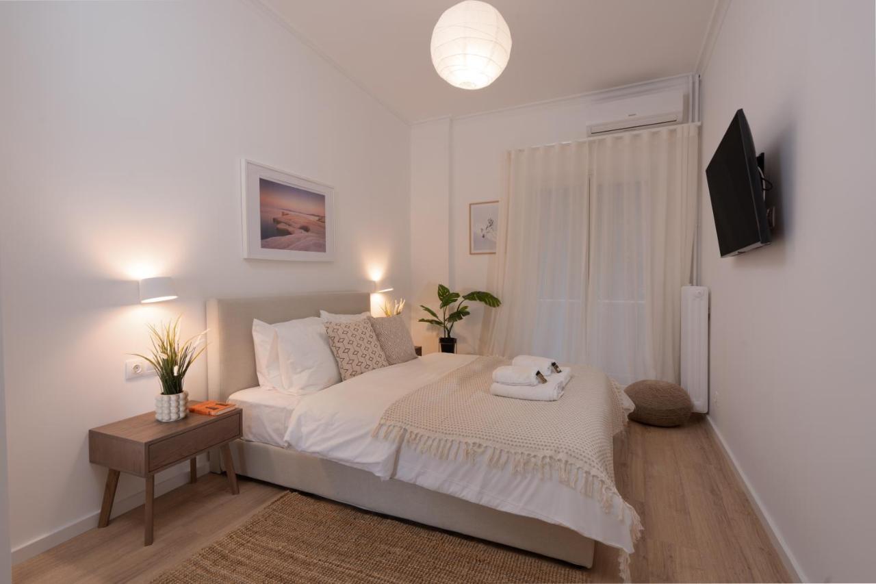 Unique 2 Bedrooms Apartment, Steps To Plaka And City Center 雅典 外观 照片